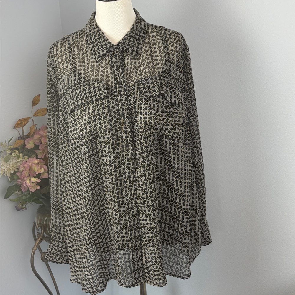 Charter Club Black and Cream Blouse